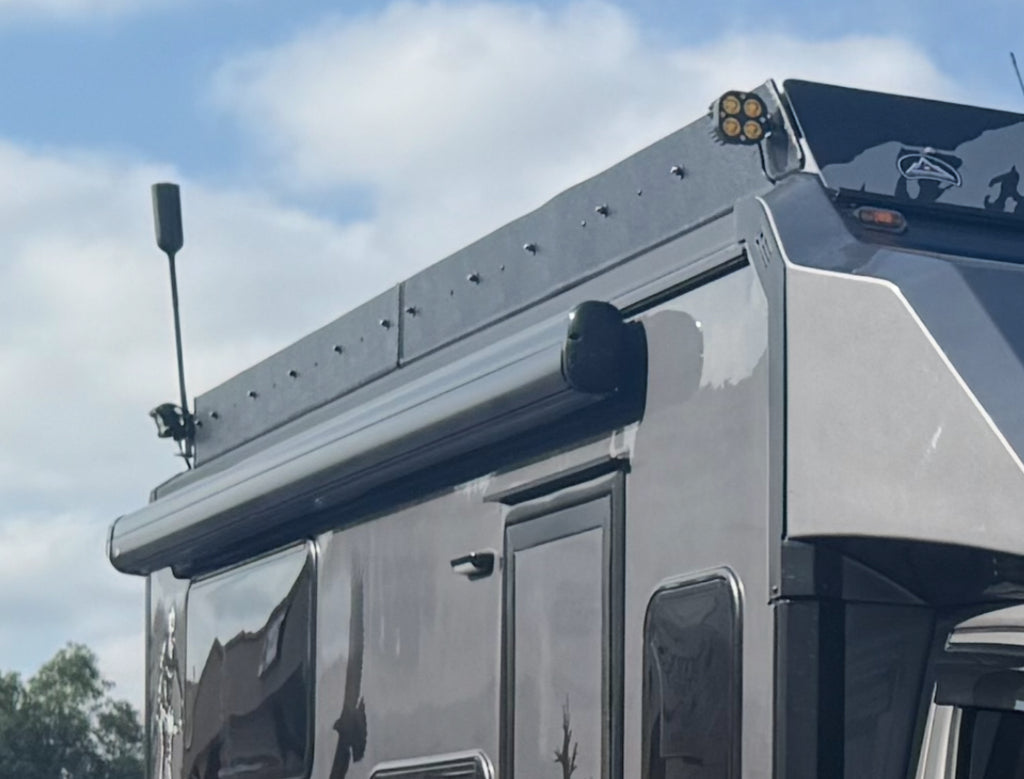 Side panels for Transit Ekko with OEM rack